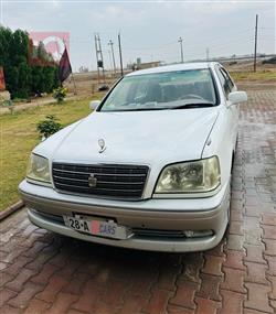 تۆیۆتا کراون